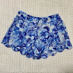 Lilly Pulitzer soft print shorts